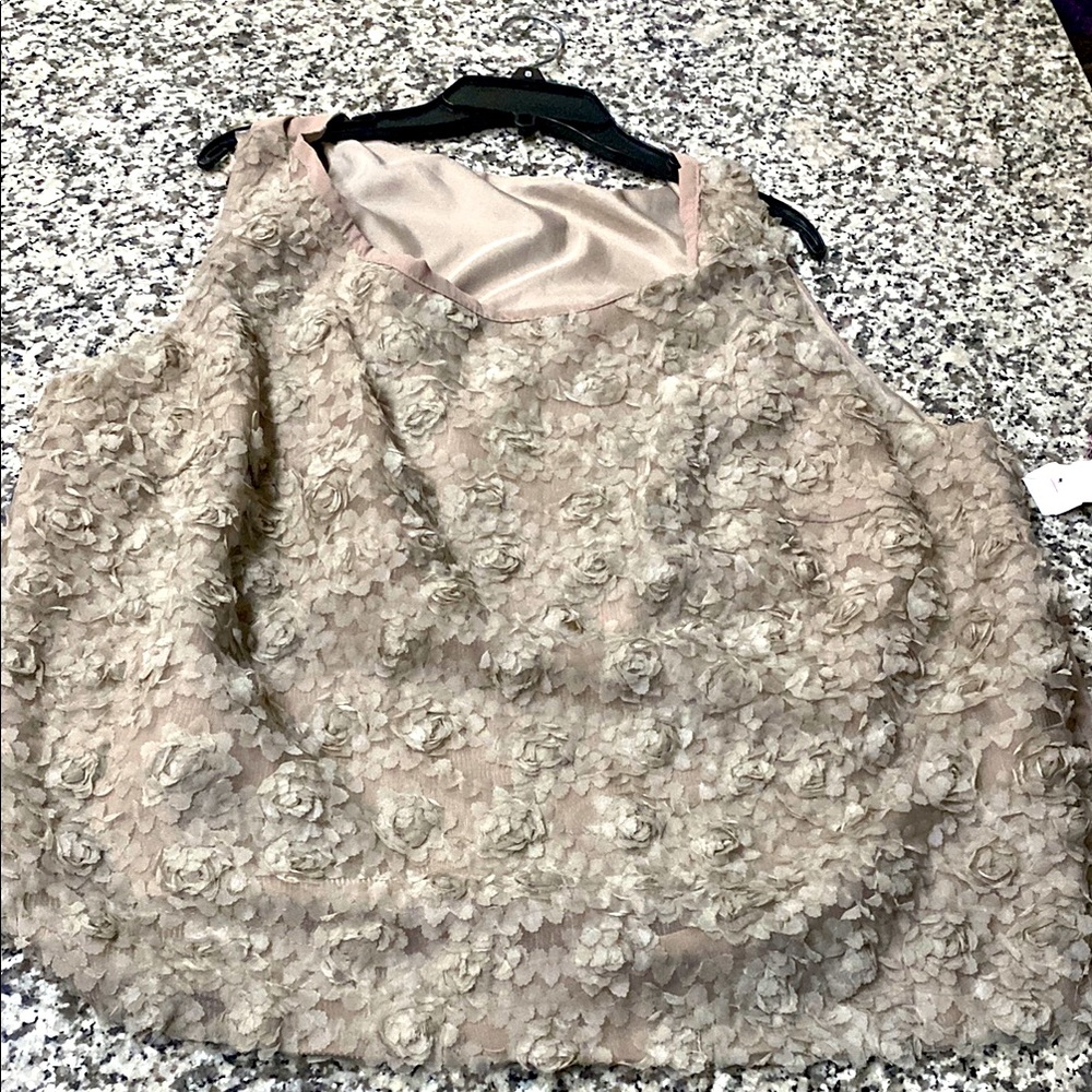 Taupe Floral Textured Sleeveless Top